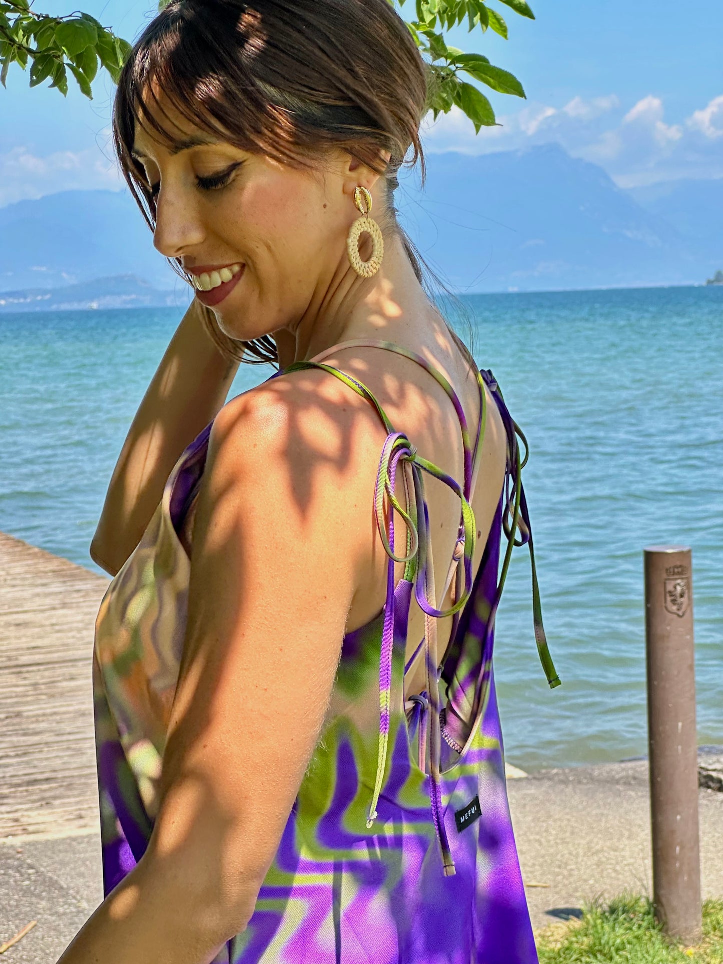 Abito corto tie dye verde e viola