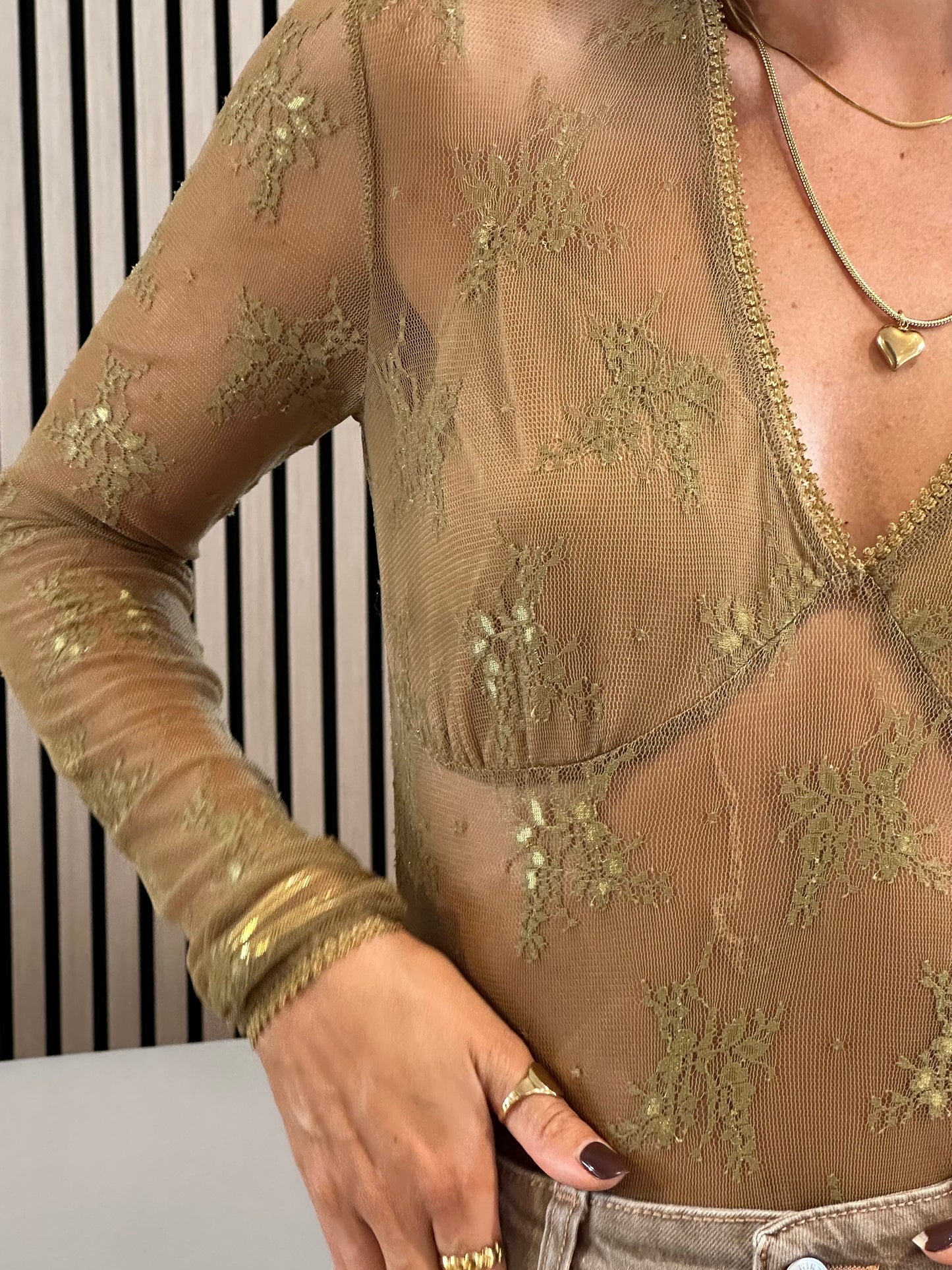 Body pizzo olio