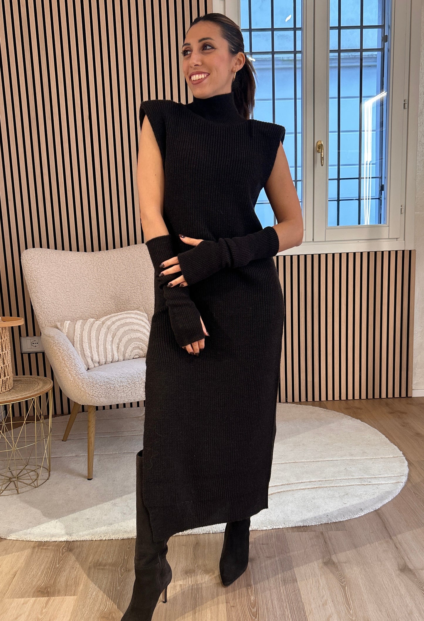 Abito manicotti misto lana moro