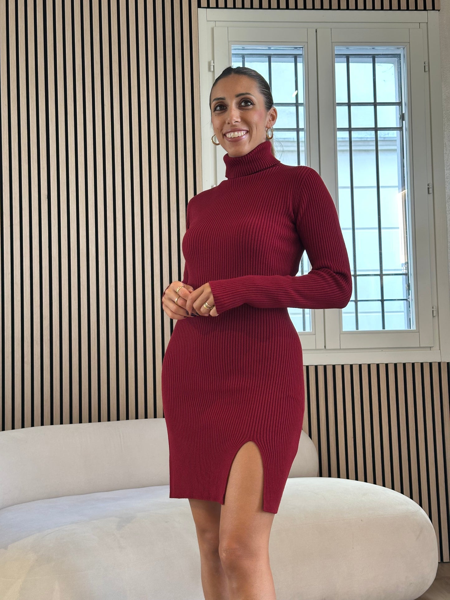 Abito dolcevita spacco