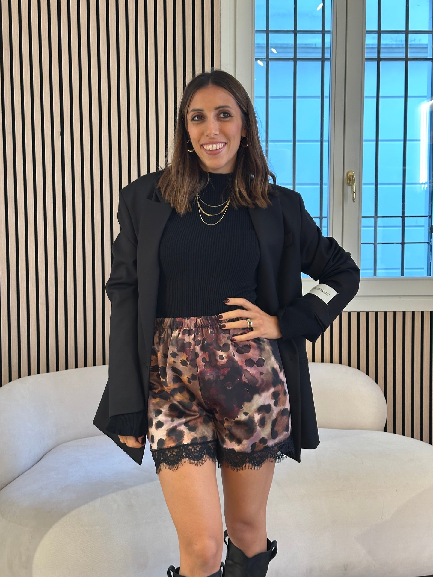 Shorts raso e pizzo stampa macula multicolor