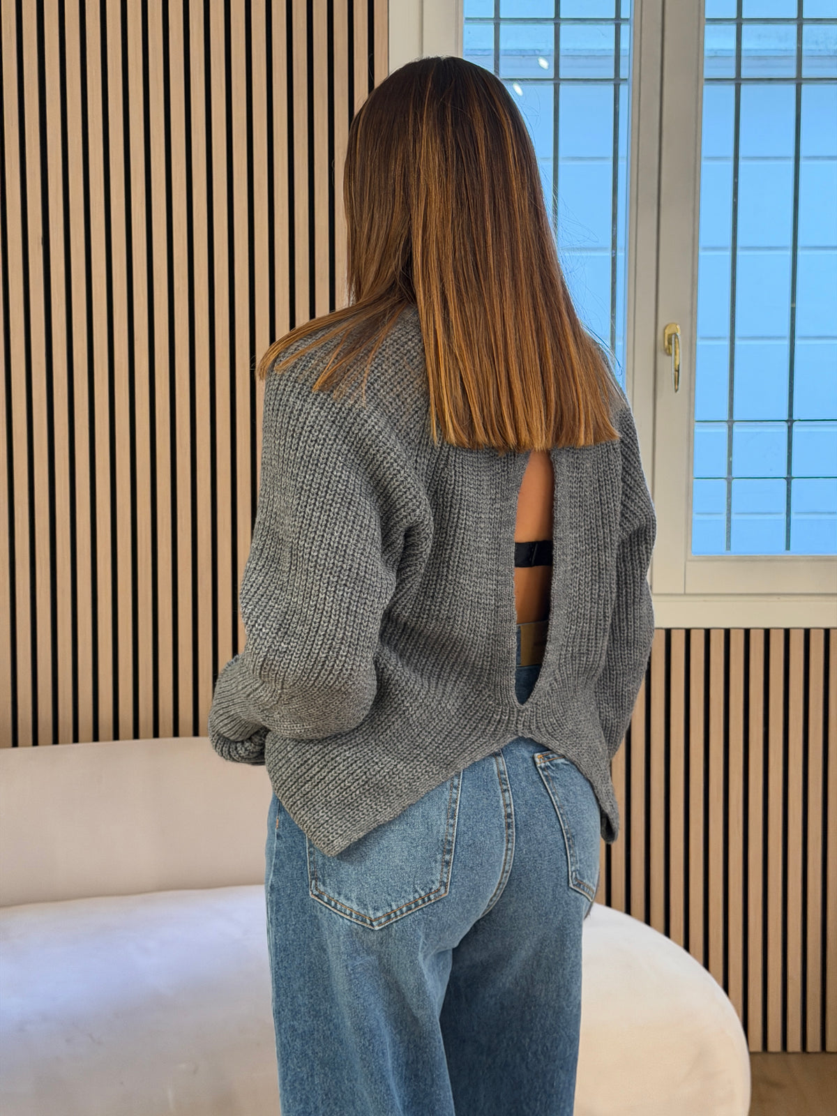Maglia girocollo con dettaglio grigio mélange