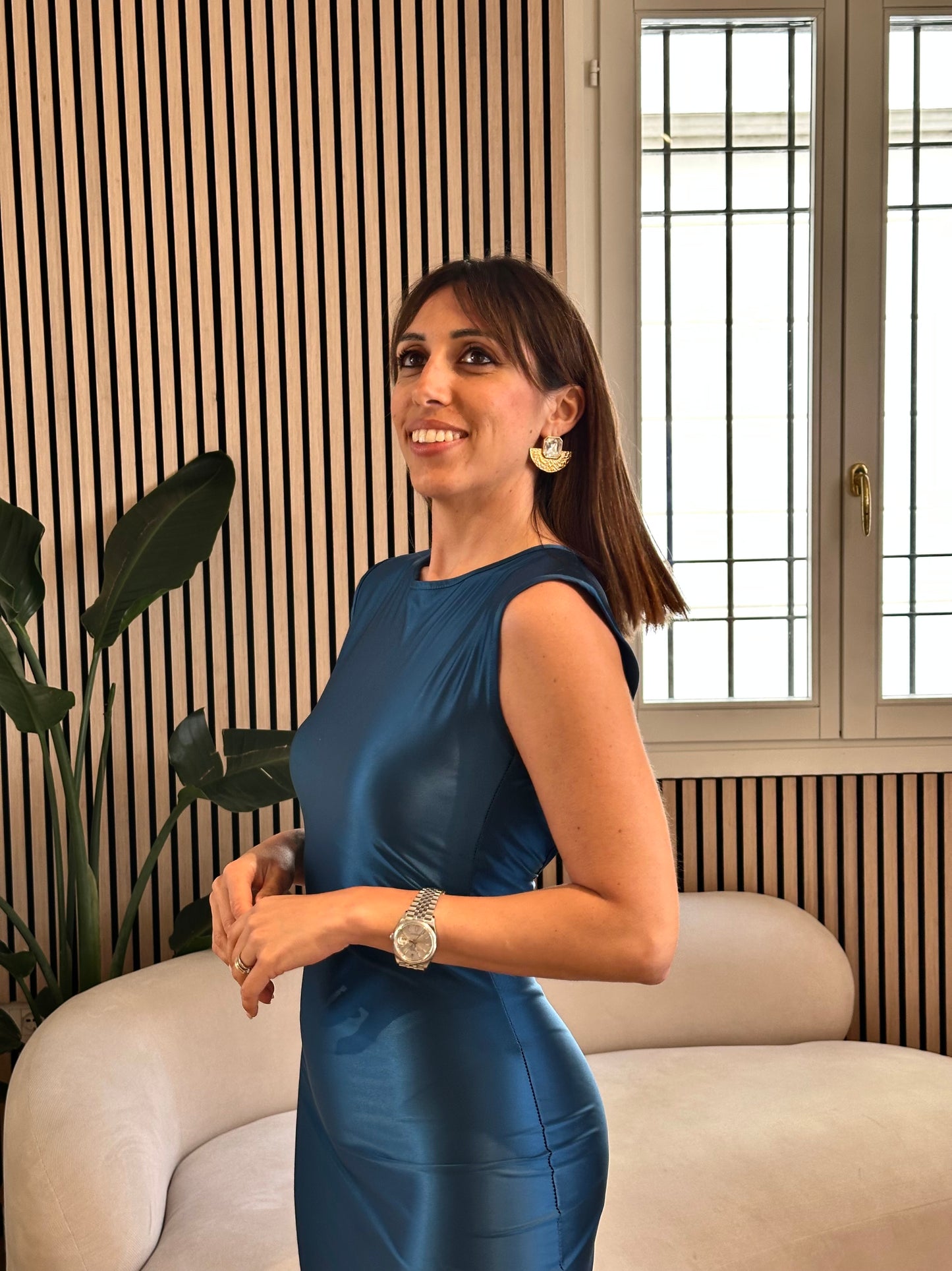 Abito midi scollo schiena Raso