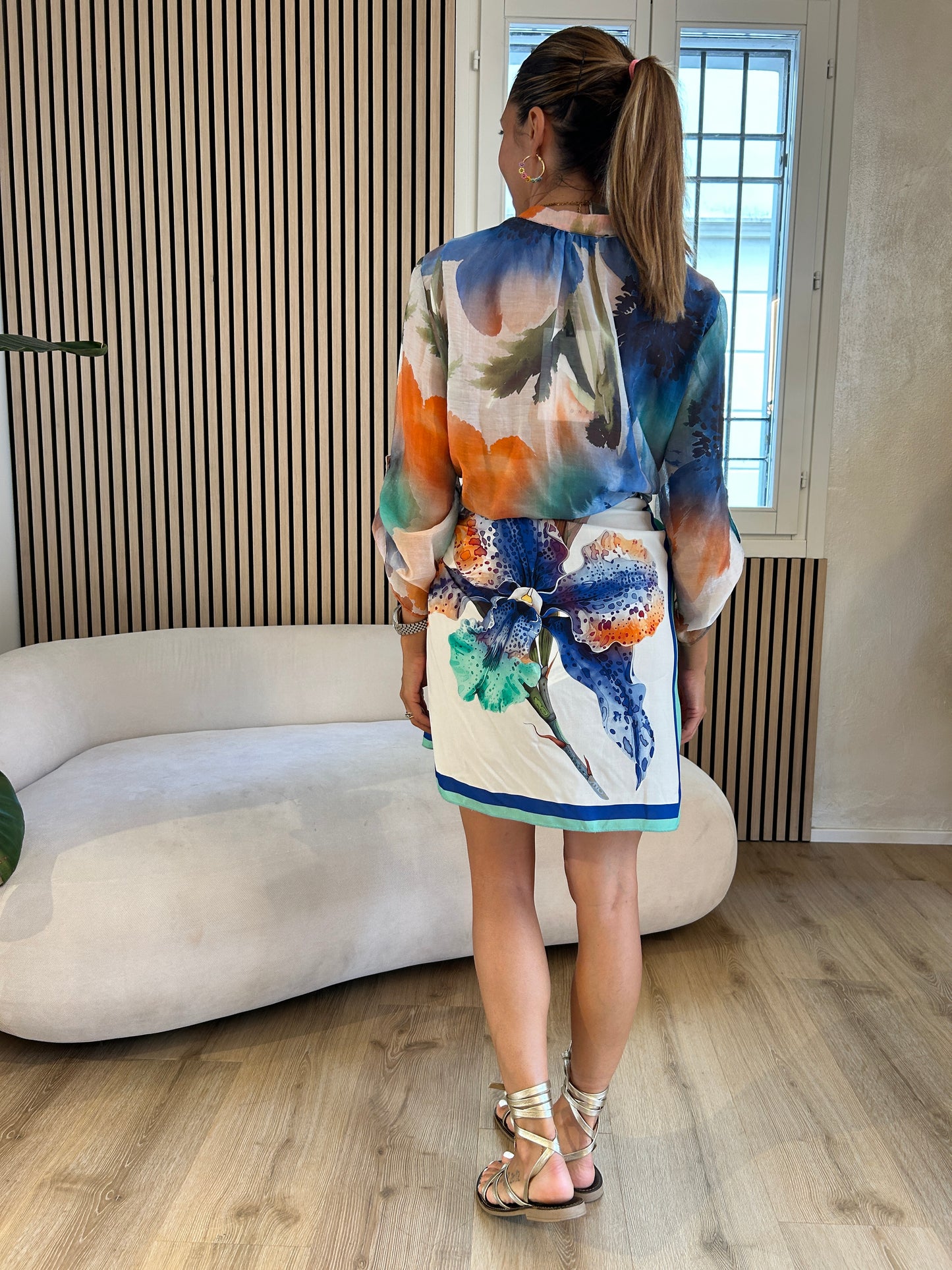 Camicia fiore turchese