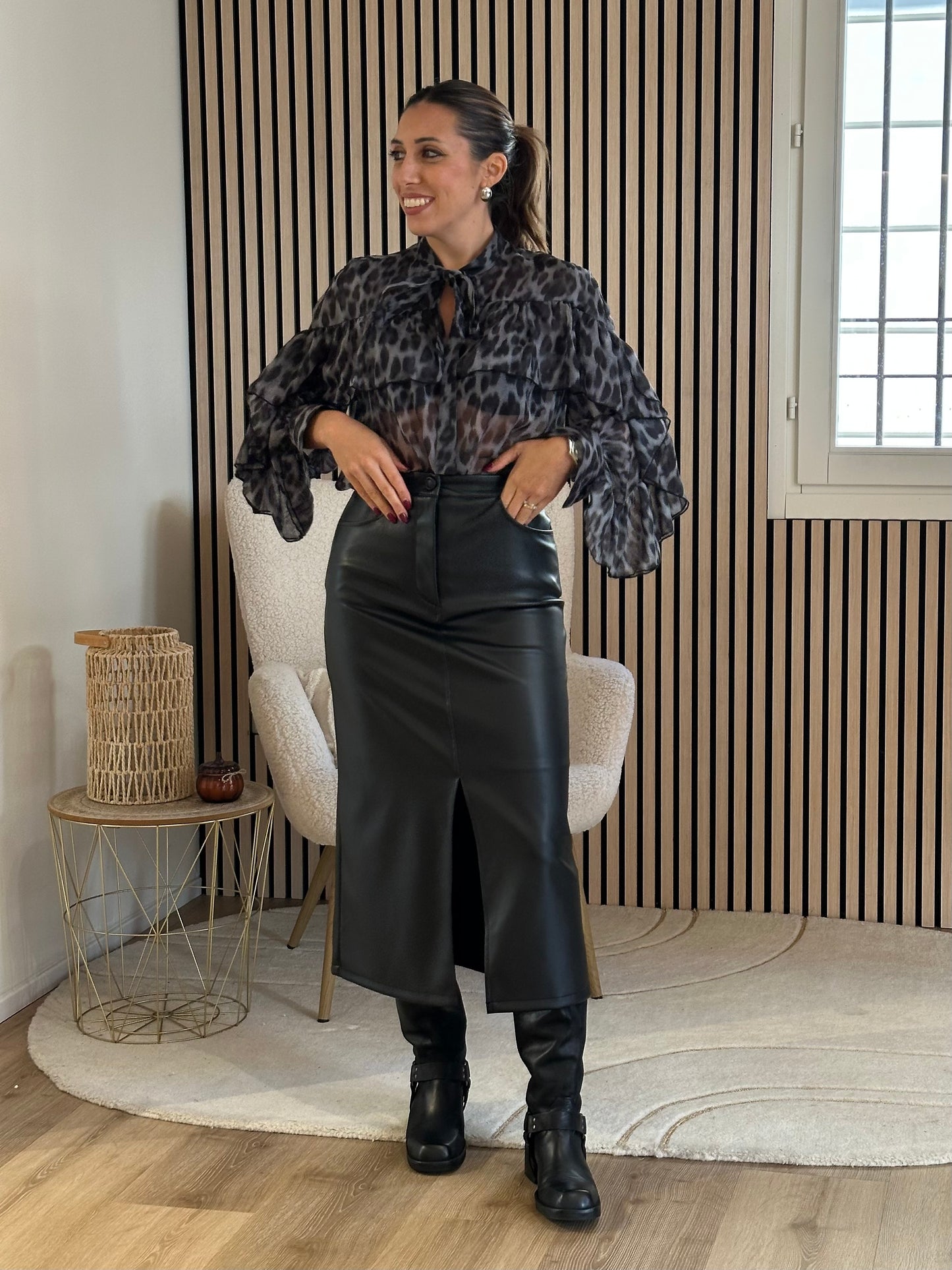 Gonna matita ecopelle nera