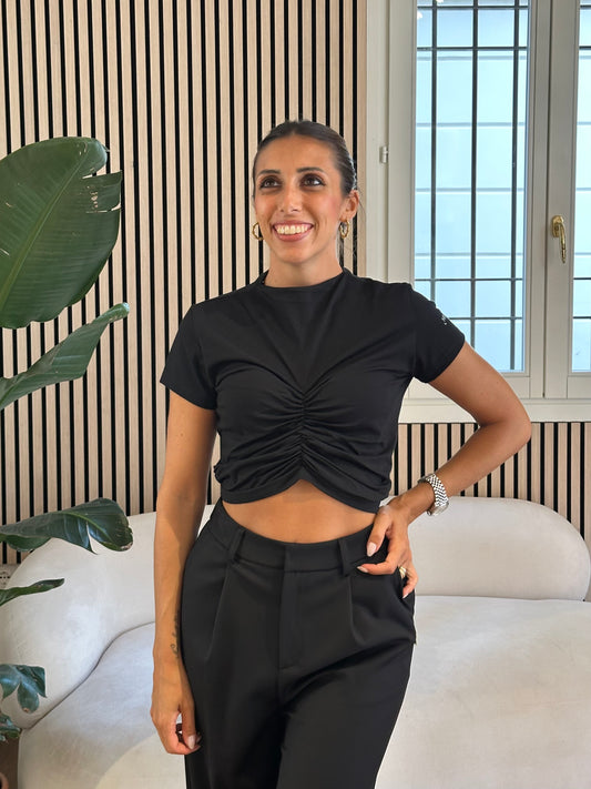 T-shirt crop con bielastico arricciatura