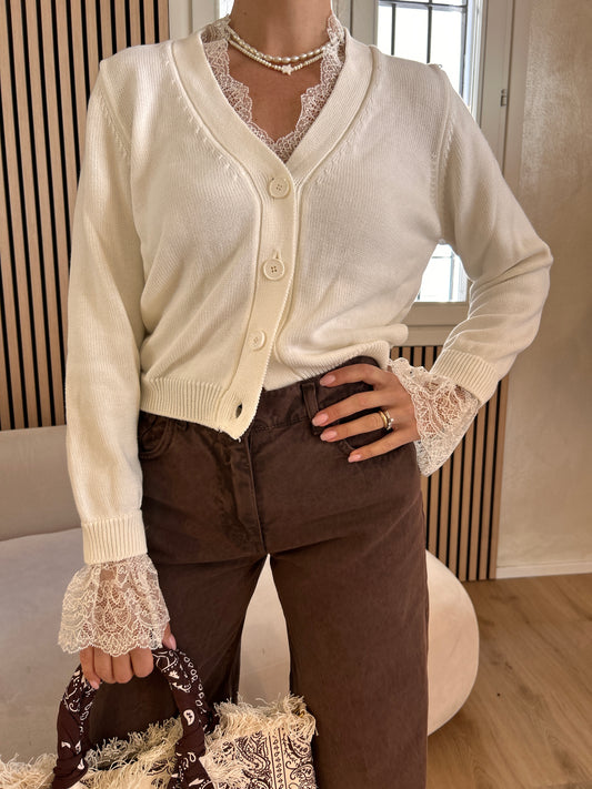 Cardigan con pizzo panna