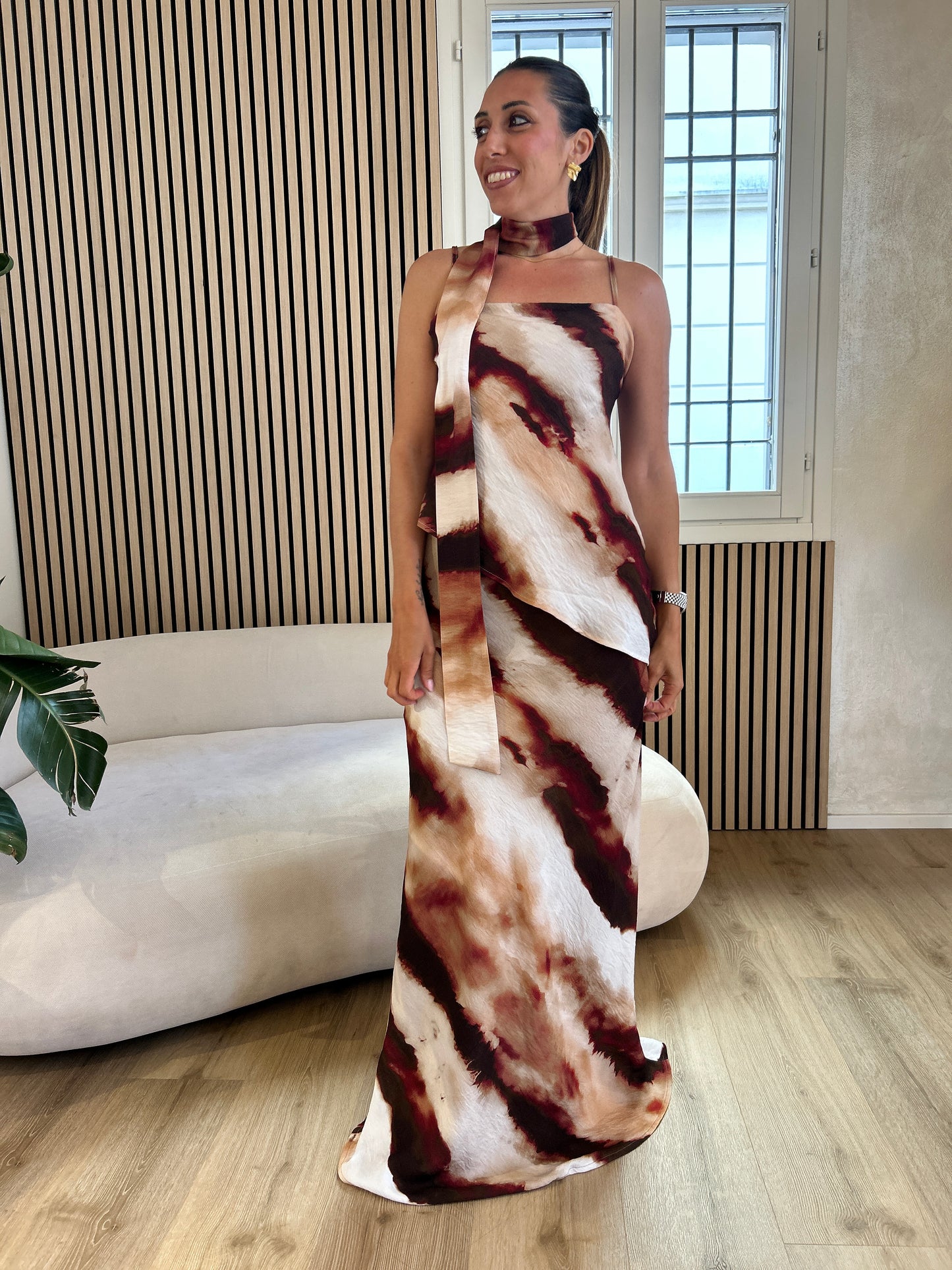 Top fantasia con sciarpina