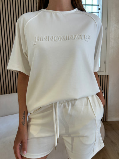 T-shirt mezza manica in viscosa nera
