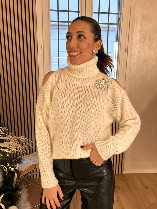 Dolcevita fori spalle panna