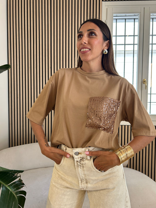 T-shirt tasca paillettes biscotto
