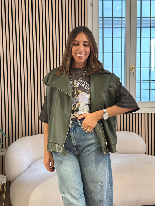 Gilet ecopelle over verde