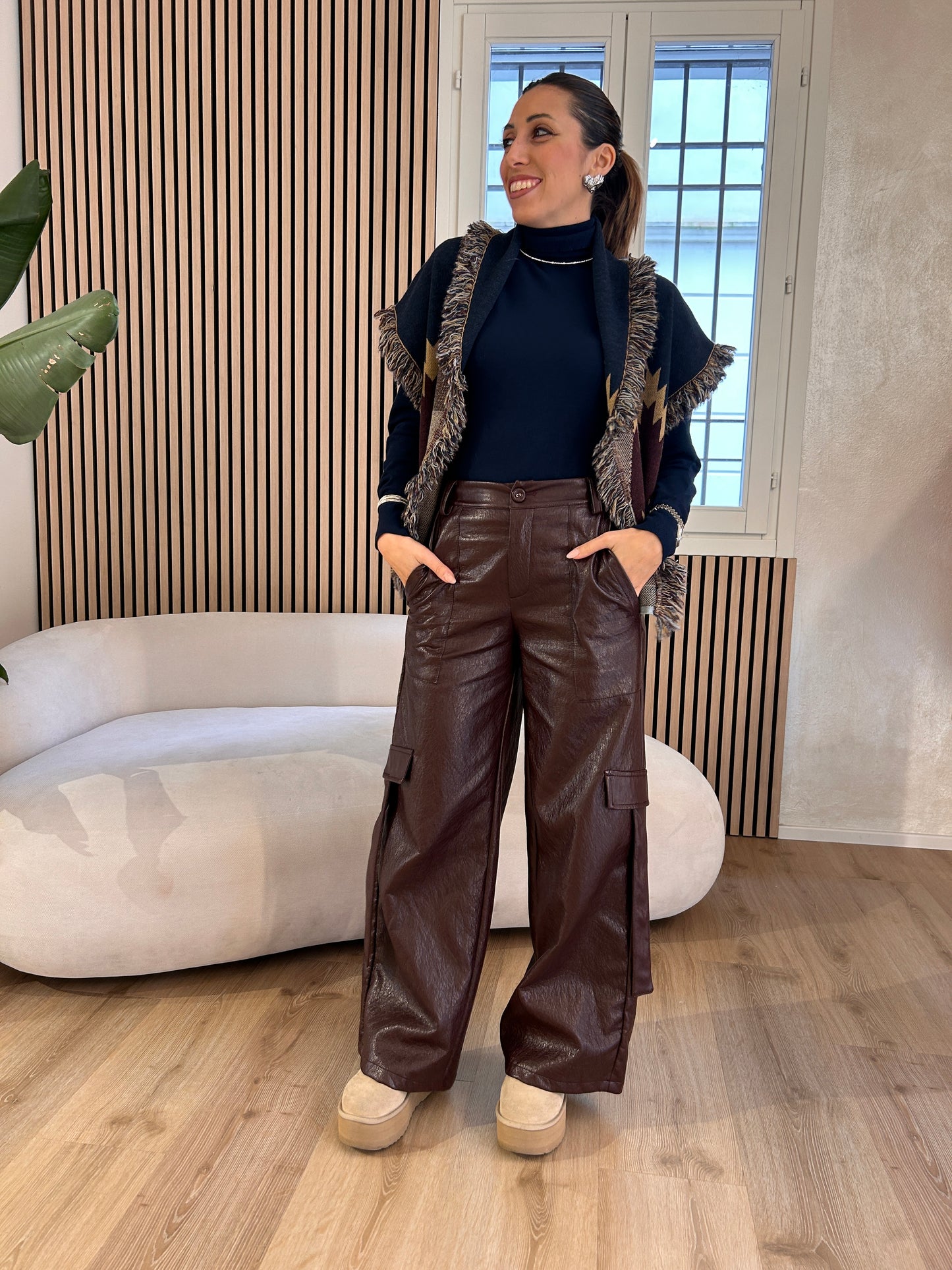 Pantalone ecopelle vino