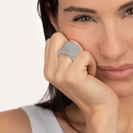 Anello fascia sottile intrecciato
