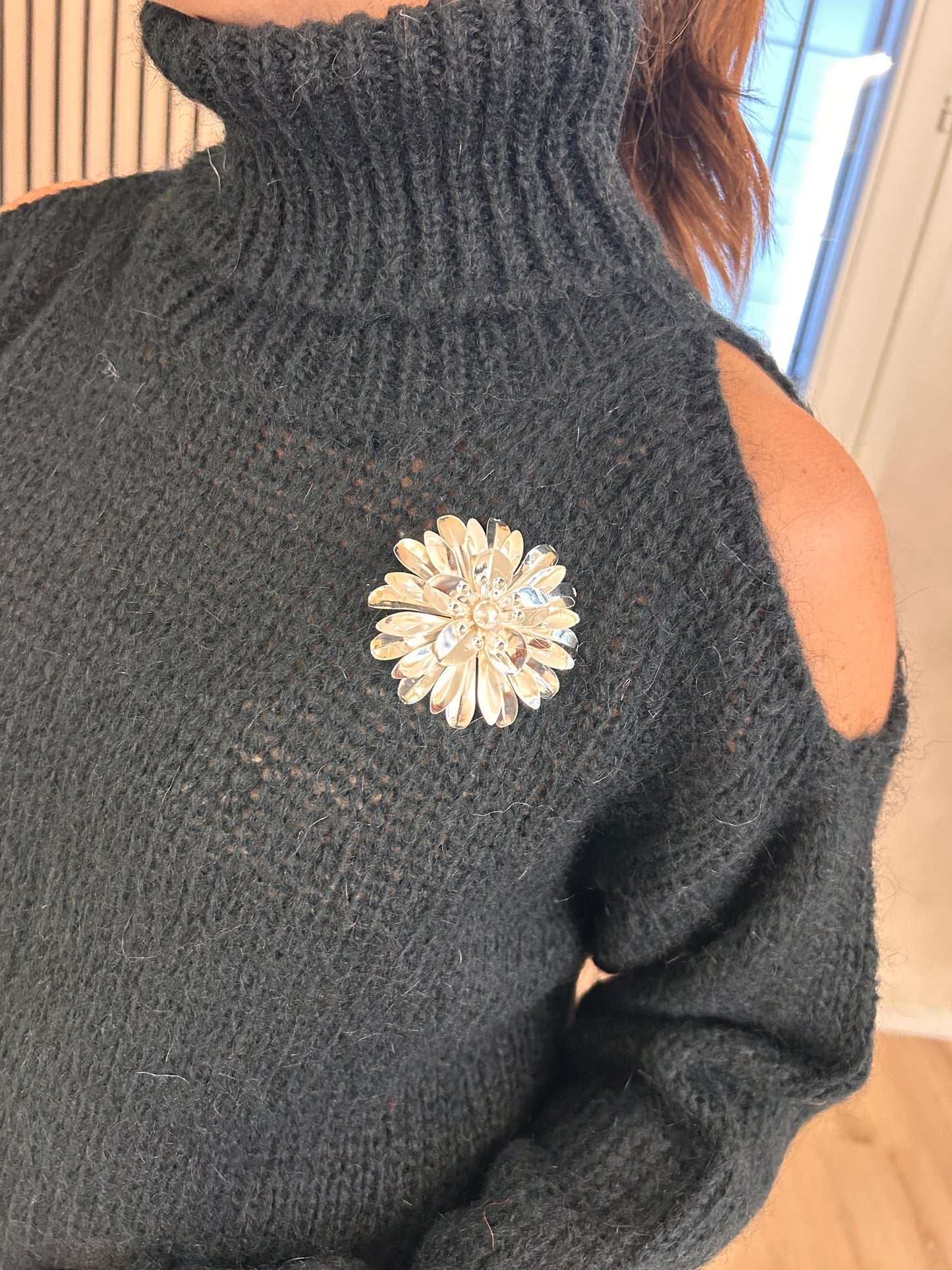 Dolcevita fori spalle nero