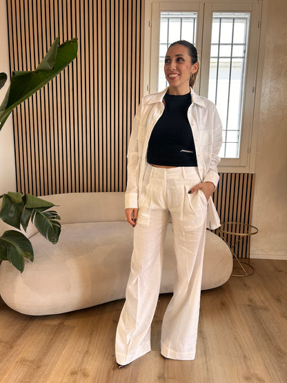 Top in costina con scollo all'americana Nero