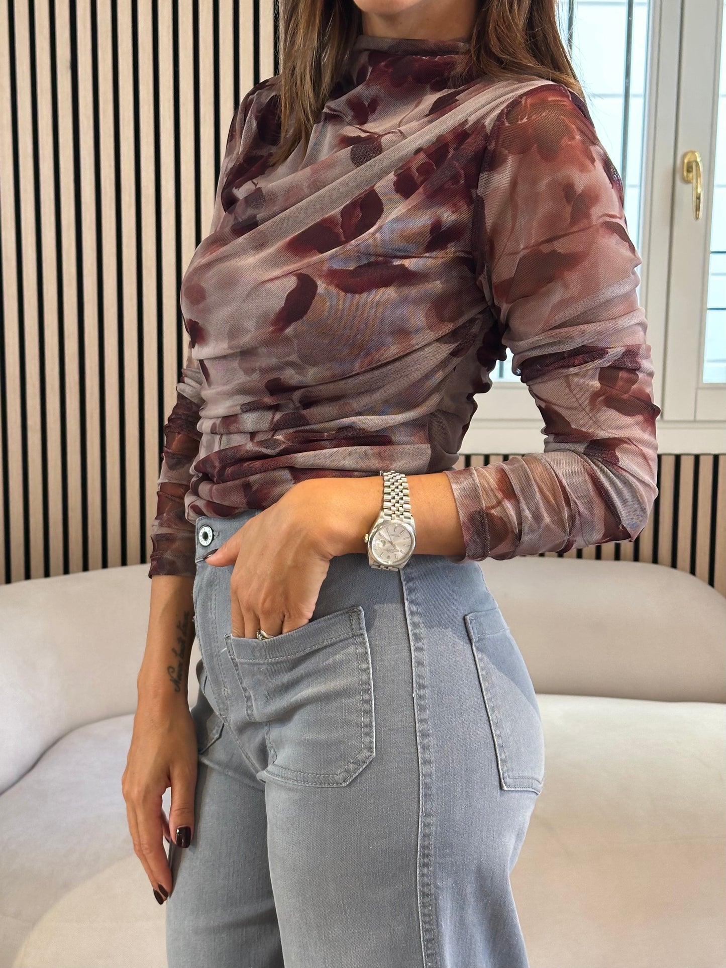 Maglia floreale manica lunga