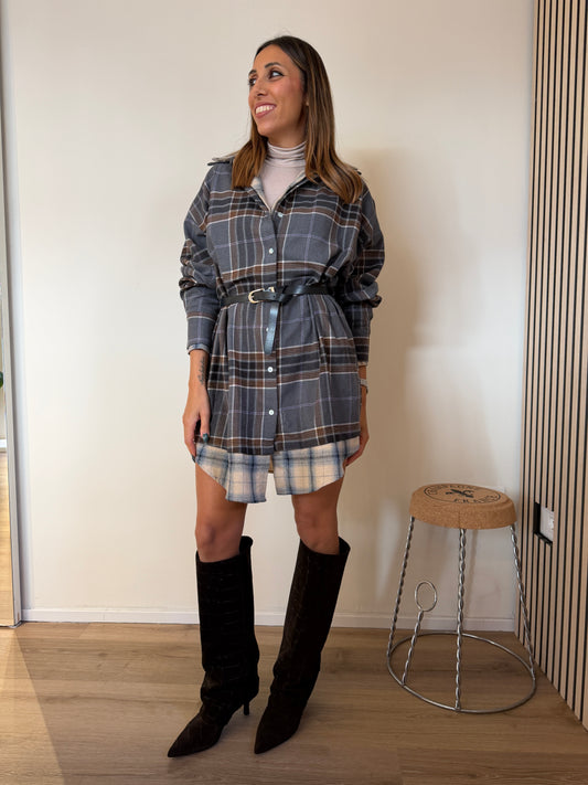 Abito doppio camicia con cintura