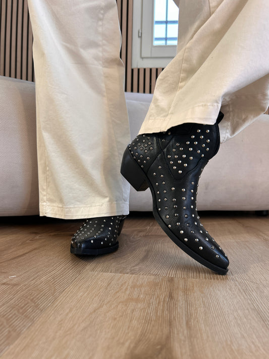 Texano basso con borchie in vera pelle