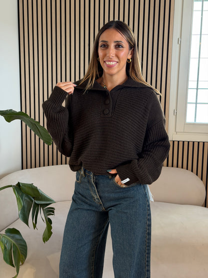 Maglia con collo alto caffè