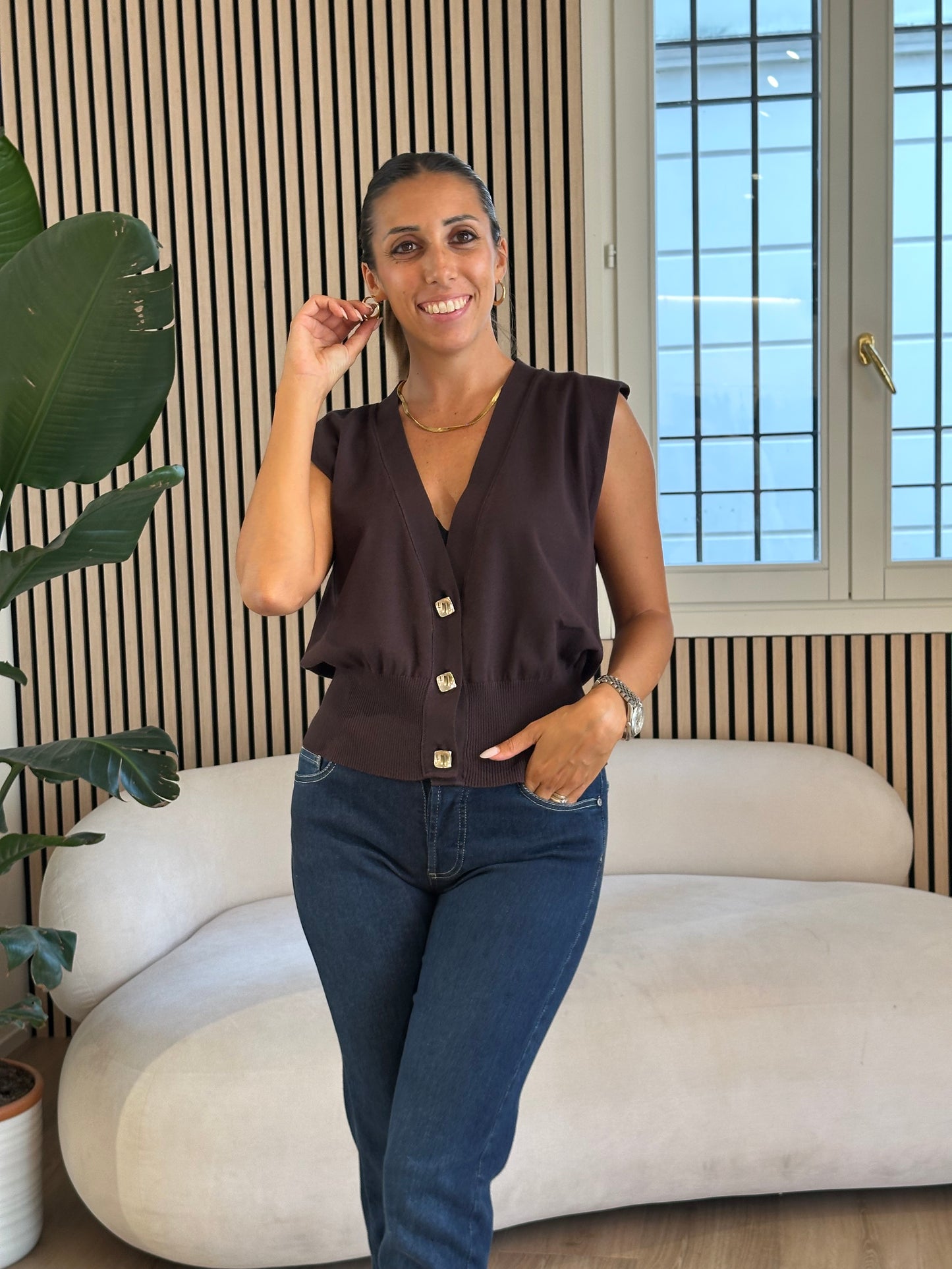 Gilet in viscosa con bottoni