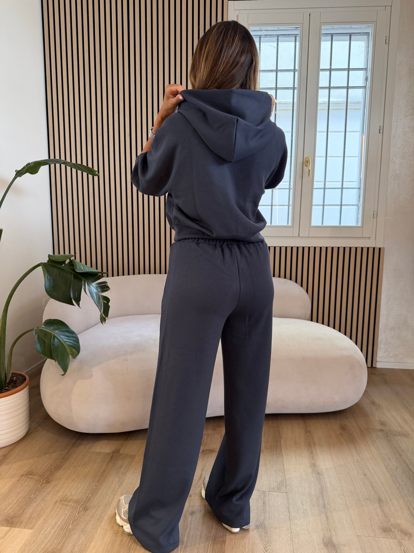 Pantalone a palazzo in viscosa Ferro