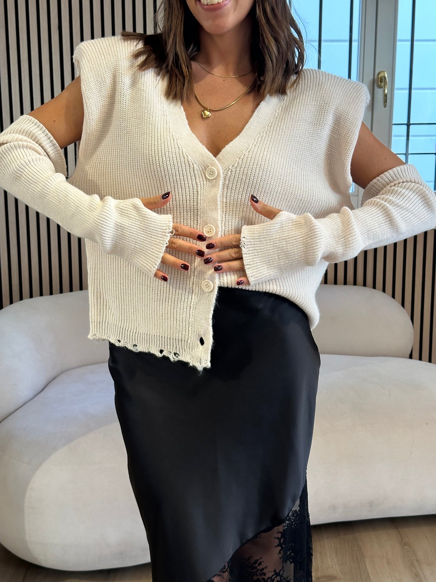 Gilet panna con manicotti misto alpaca