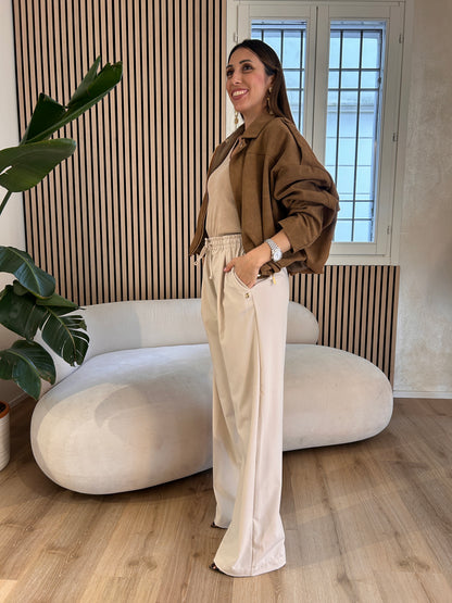 Pantalone over con pences e coulisse beige