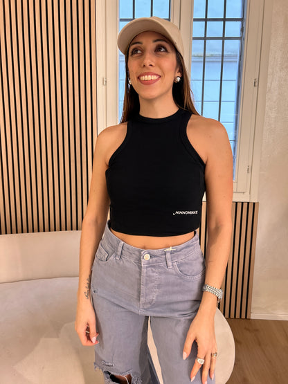 Crop top in costina con scollo all'americana Nero