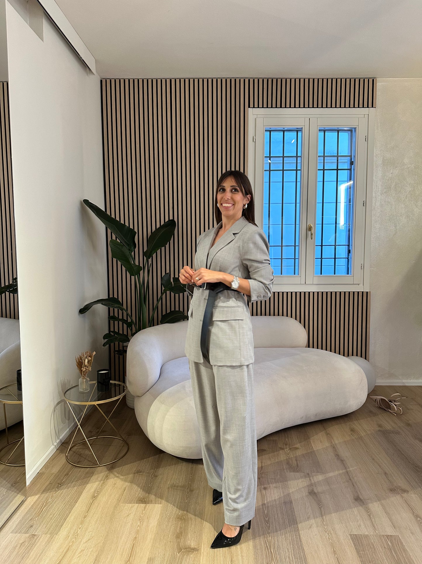 Pantalone grey con cinta