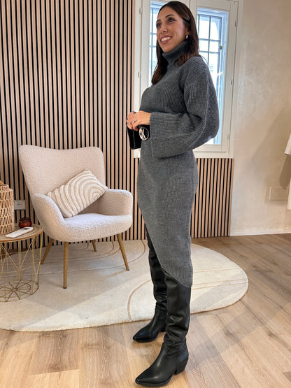 Abito dolcevita asimmetrico grigio