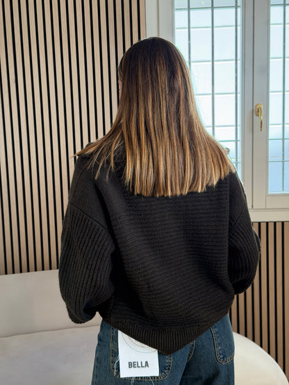 Maglia con collo alto caffè