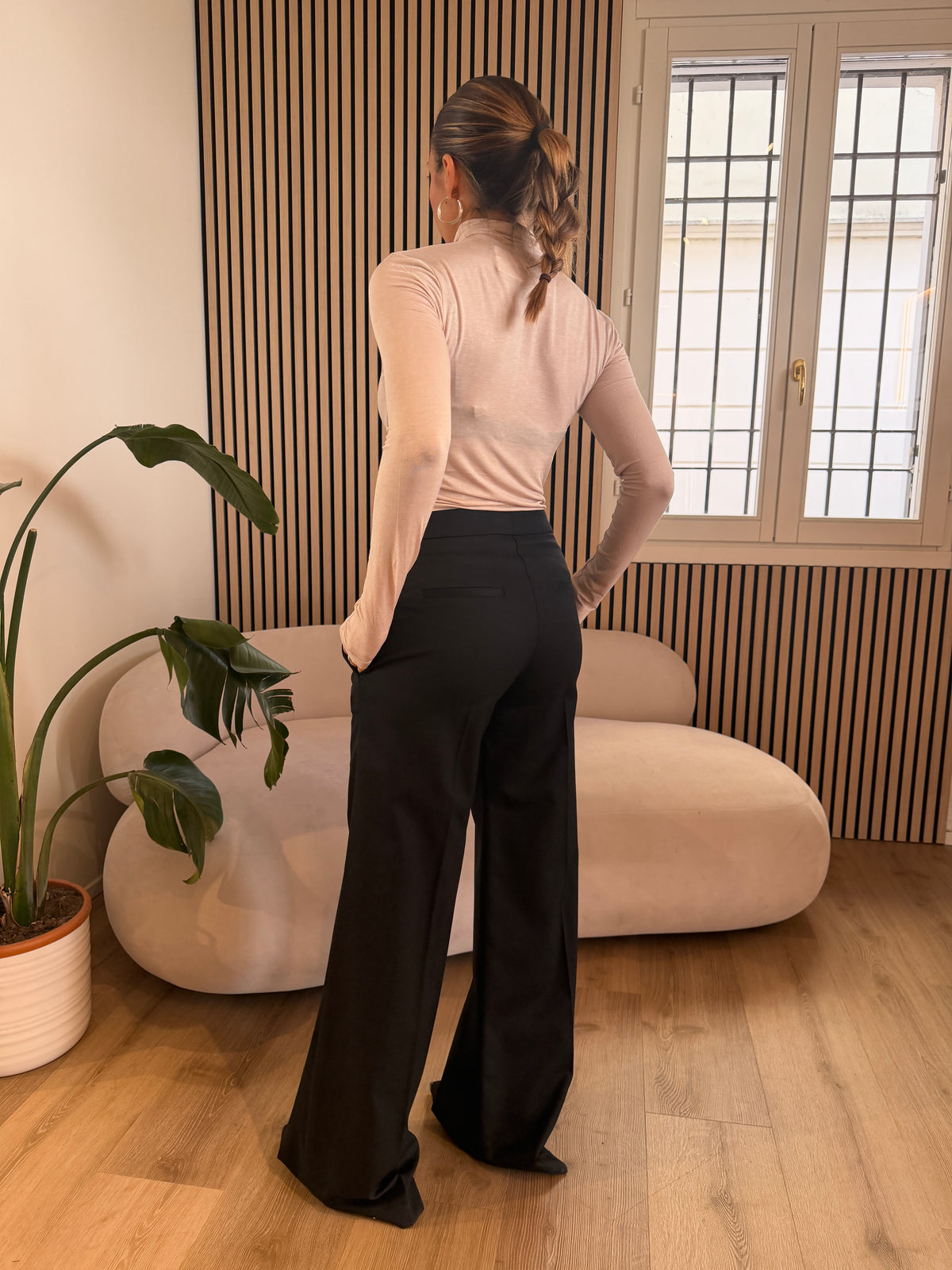Pantalone flare in fresco lana