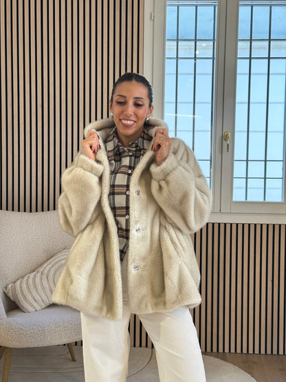 Pelliccia bomber beige