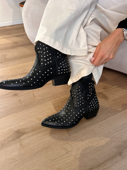 Texano basso con borchie in vera pelle