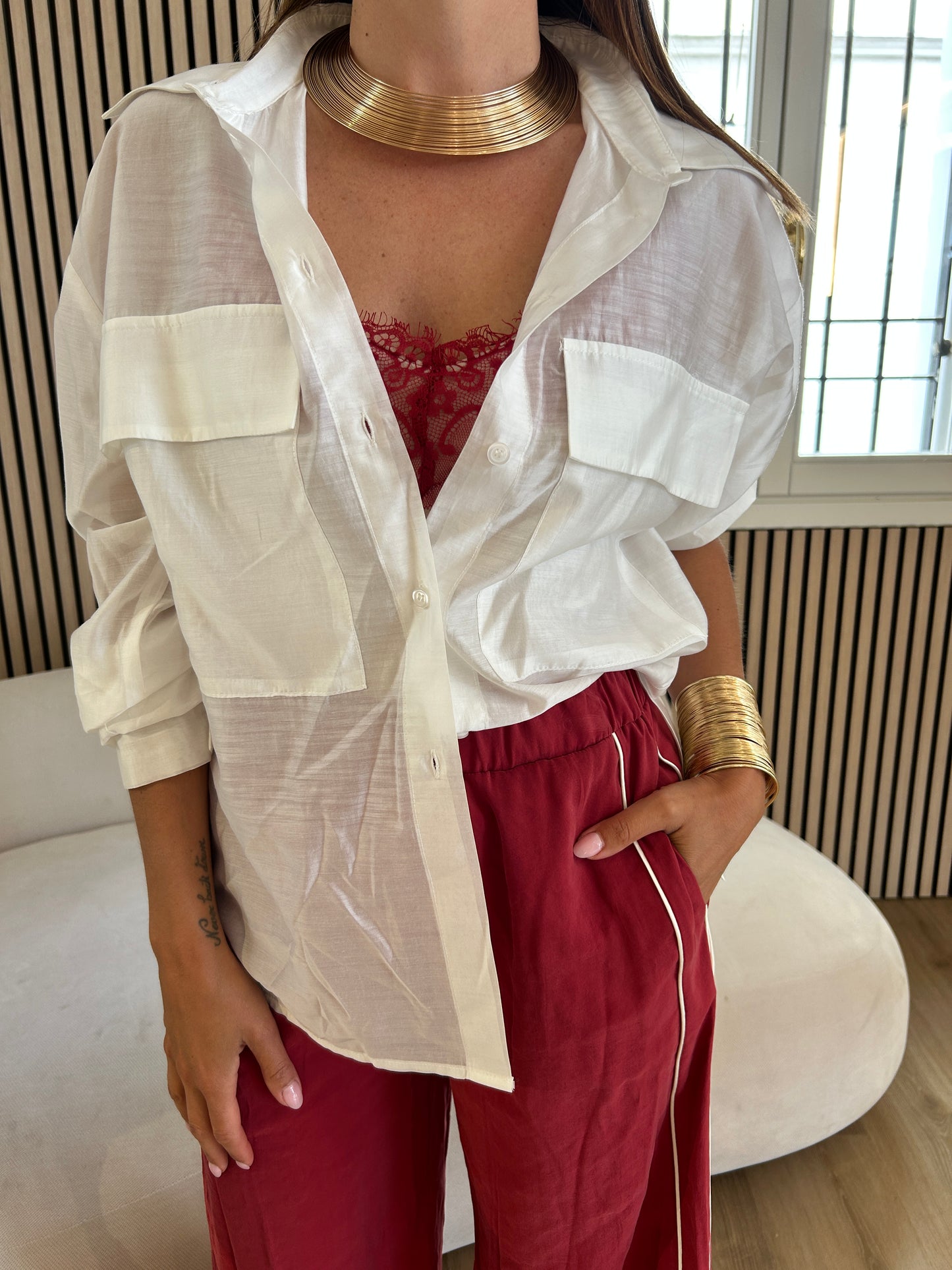 Camicia tasche over bianca