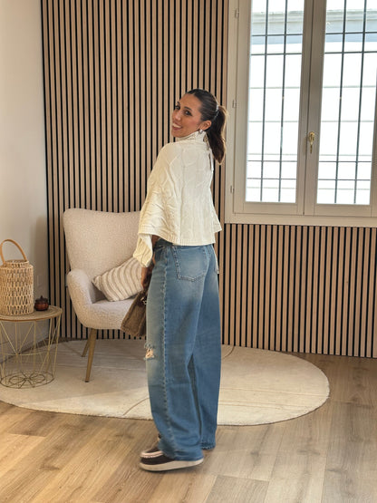 Jeans strappi gamba larga