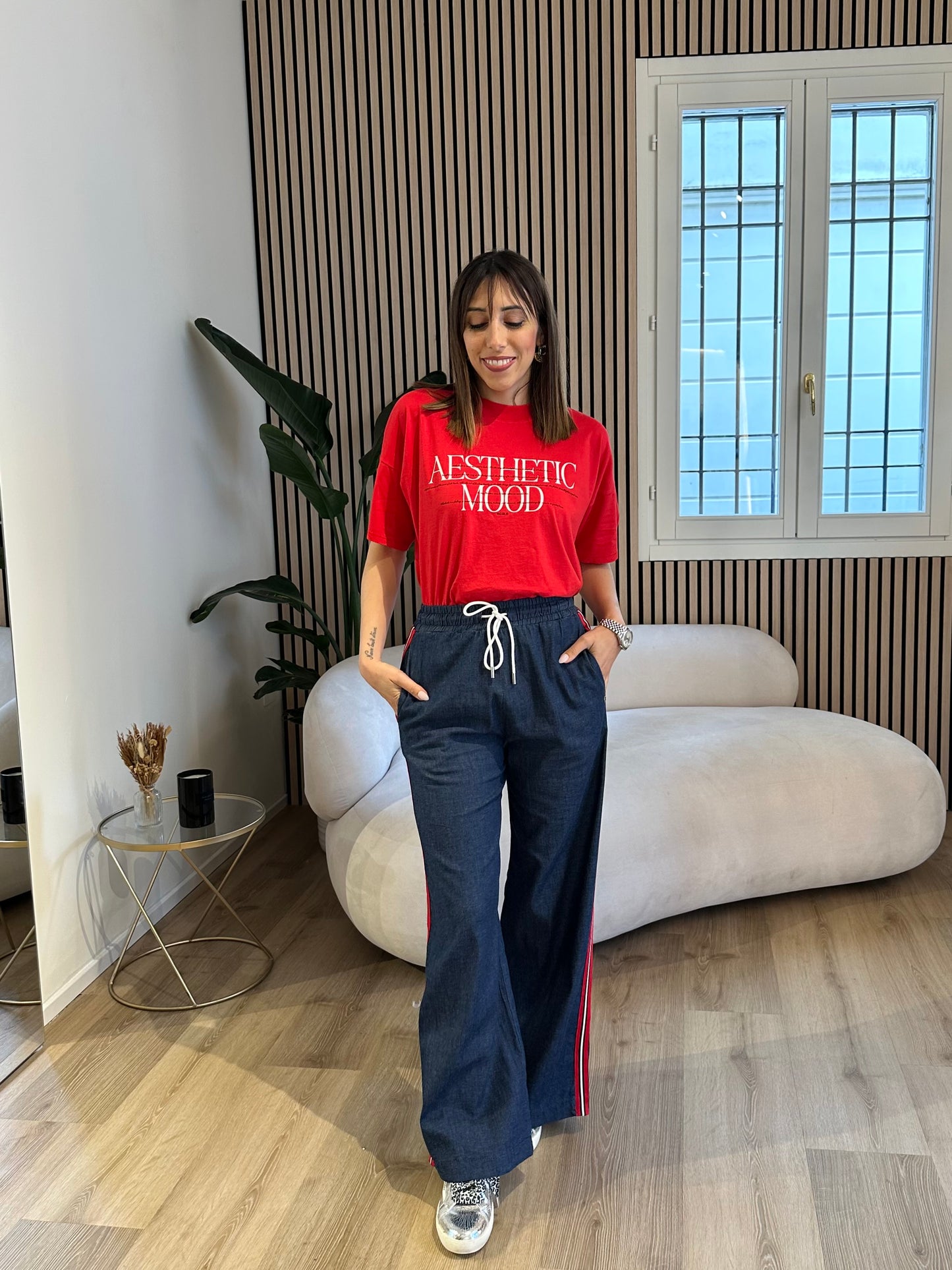Pantalone in denim con bande laterali