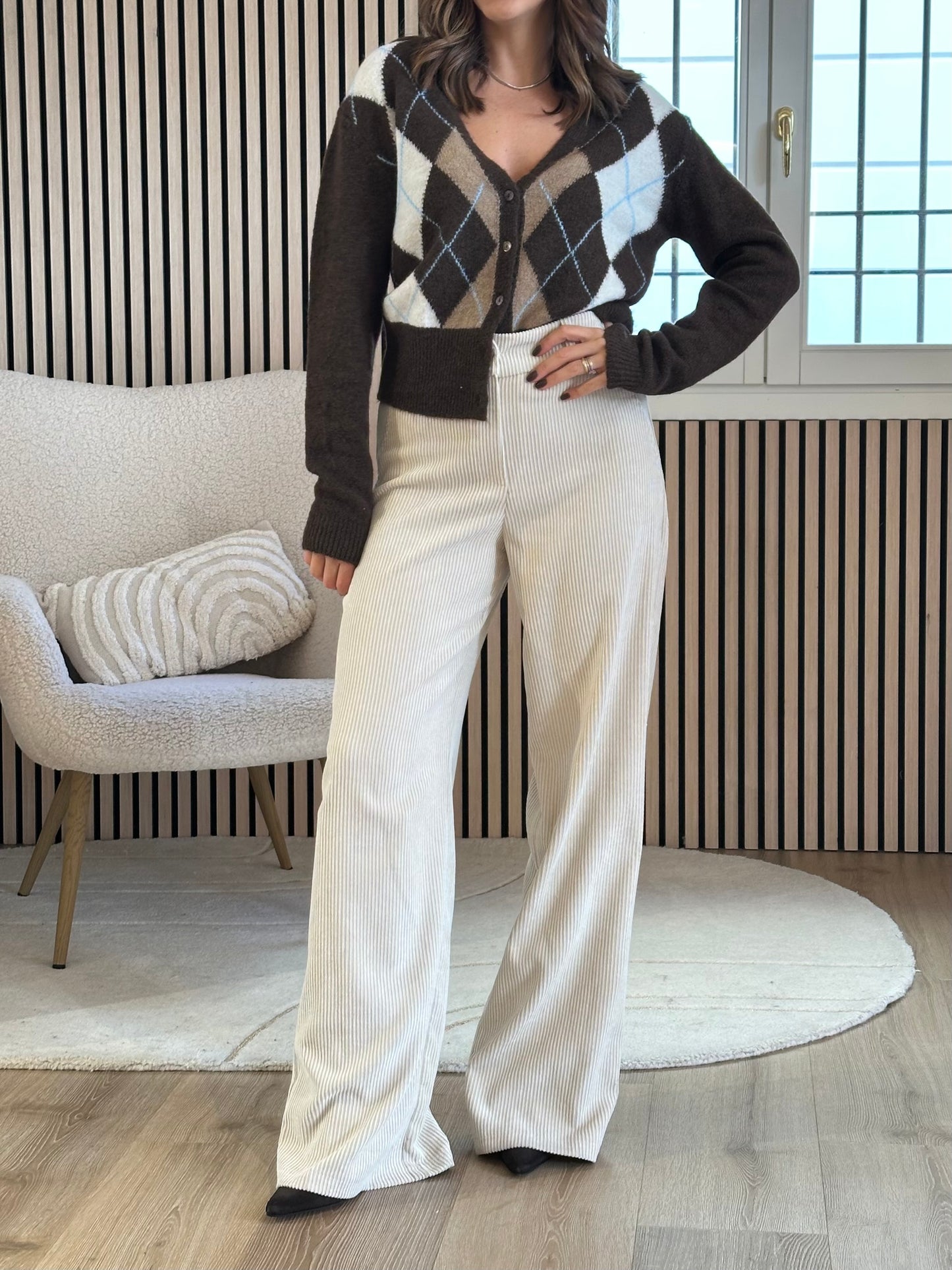 Pantaloni a coste con elastico