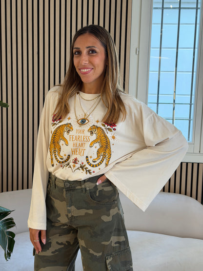T- shirt tigri floreali