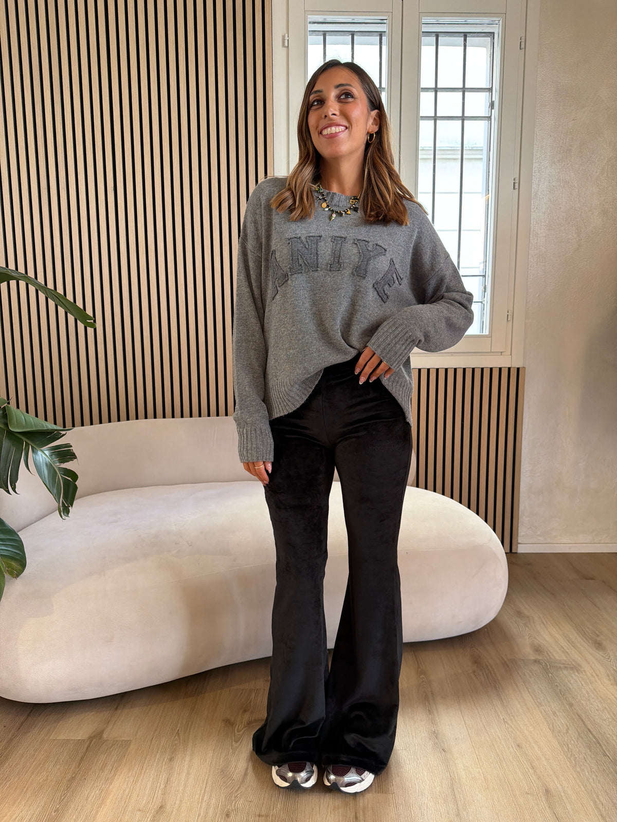 Pantalone flare in ciniglia nero