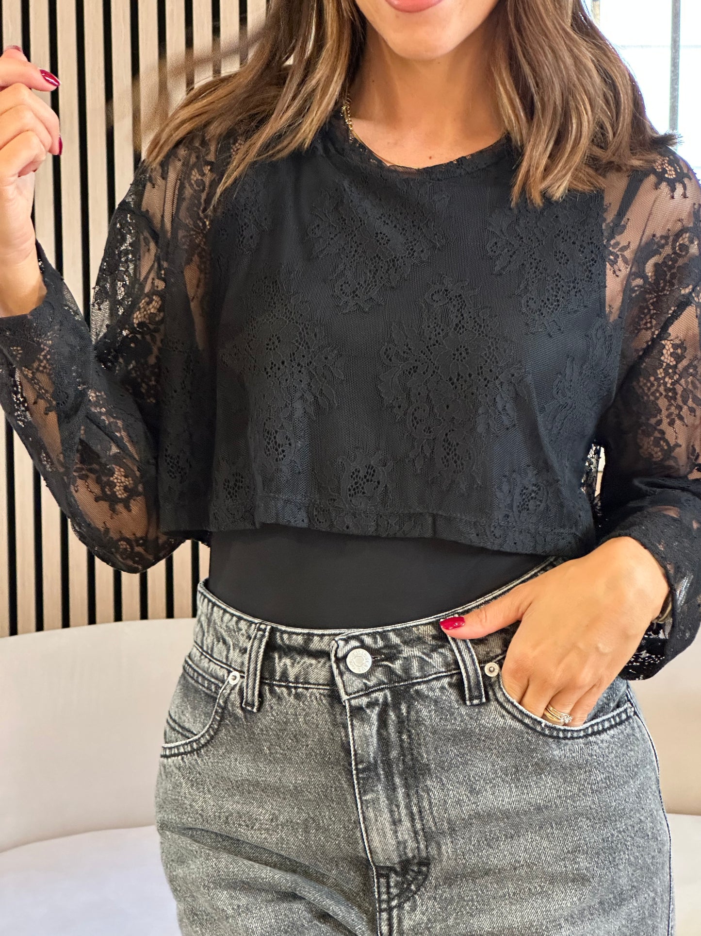 Body con maglia crop in pizzo