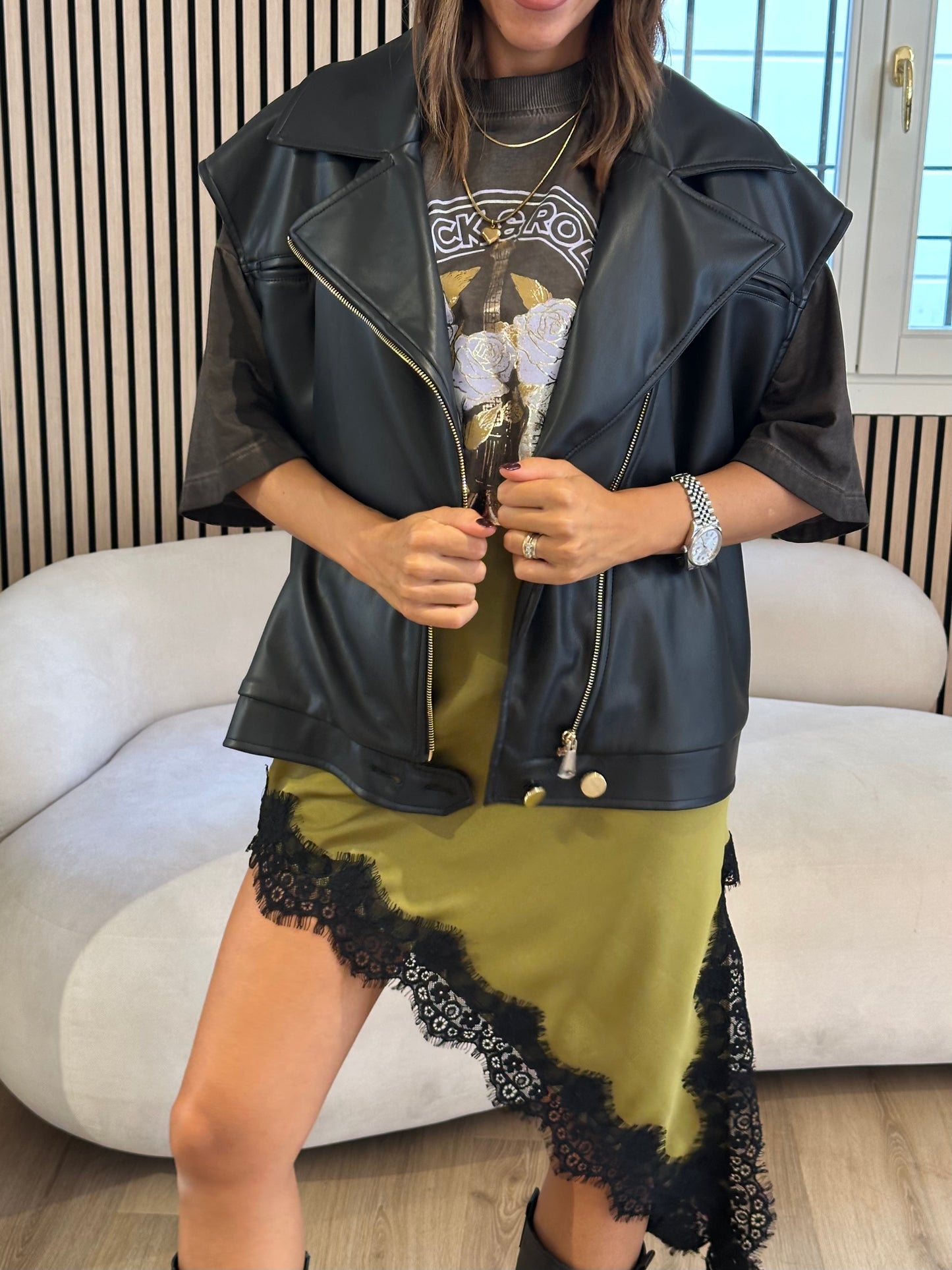 Gilet ecopelle over nero