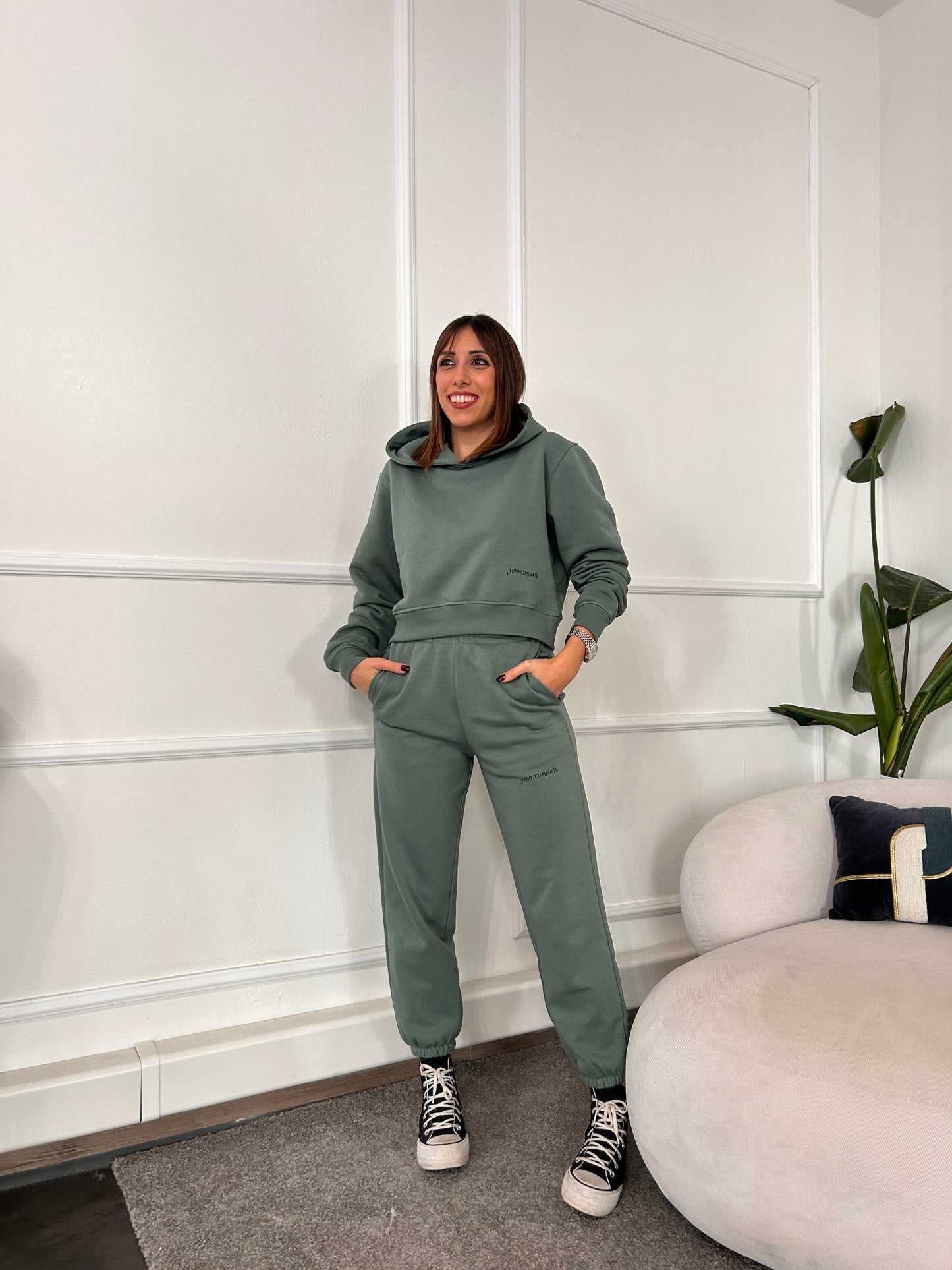 Pantalone in felpa basico con elastico muschio