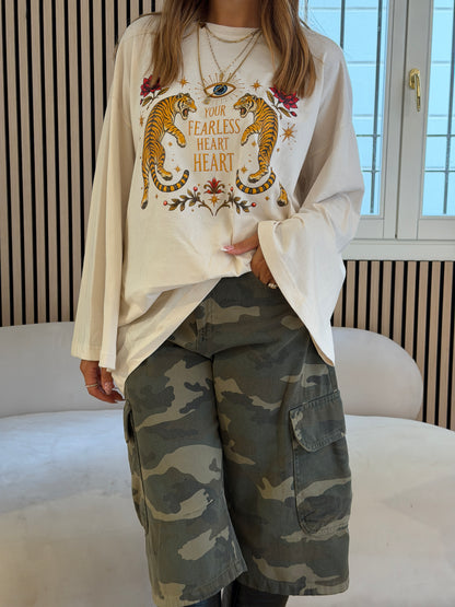 T- shirt tigri floreali