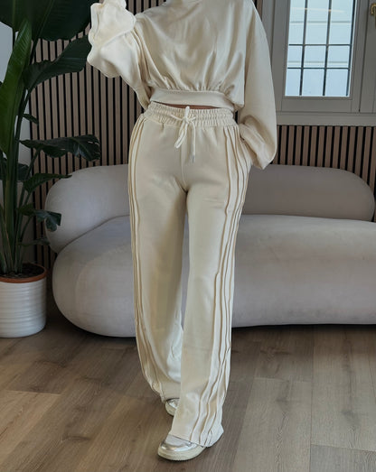 Pantalone dritto in viscosa con nervature