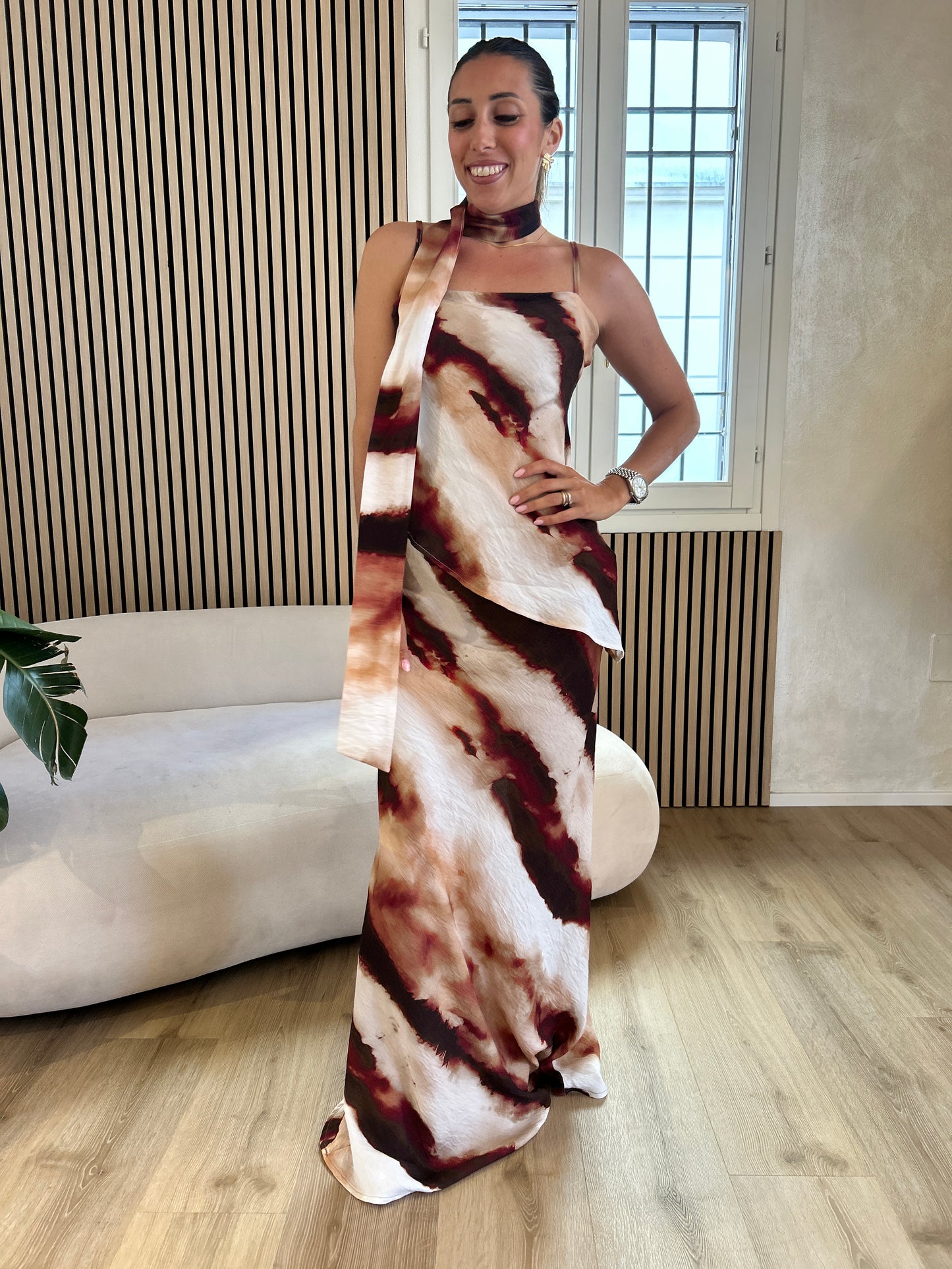 Top fantasia con sciarpina