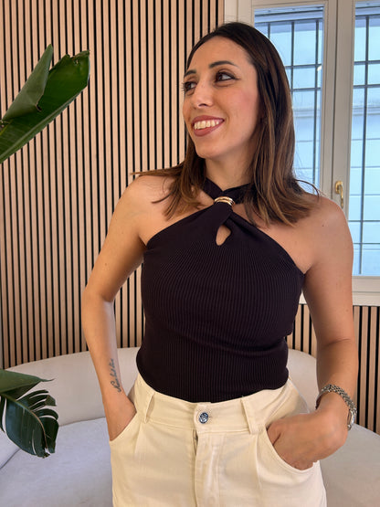 Top incrocio davanti cioccolato