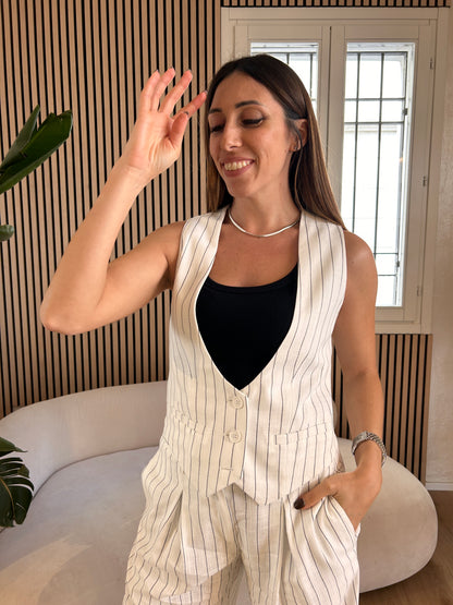 Gilet scollo ampio in lino gessato